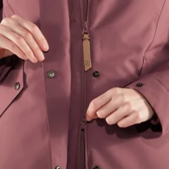 Veste Fjallraven Women Visby 3 In 1 Jacket Deep Forest 19 Veste Fjallraven Women Visby 3 In 1 Jacket Deep Forest -Fjallraven 3 Visby 3 in 1 Jacket W 84131 410 G DETAIL FJR