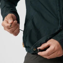 Veste Fjallraven Men Sten Jacket Patina Green 18 Veste Fjallraven Men Sten Jacket Patina Green -Fjallraven 3 sten jacket m 81679 555 l detail fjr