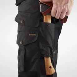 Pantalon Fjallraven Men Barents Pro Trousers Green-Dark Grey 13 Pantalon Fjallraven Men Barents Pro Trousers Green-Dark Grey -Fjallraven 4 Barents Pro Trousers M 81761 030 G DETAIL FJR 2