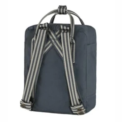 Fjallraven Sac à Dos Fjällräven Kånken Mini Navy Long Stripes 14 Fjallraven Sac à Dos Fjällräven Kånken Mini Navy Long Stripes -Fjallraven 4 Kanken Mini 23561 560 909 G MAIN FJR
