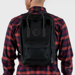 Fjallraven Sac à Dos Fjällräven Kånken No. 2 Laptop 15 Inch Black 16 Fjallraven Sac à Dos Fjällräven Kånken No. 2 Laptop 15 Inch Black -Fjallraven 6 Kanken No 2 Laptop 15 Black 23568 550 D MODEL FJR