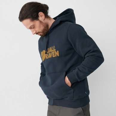 Pull Fjallraven Men Fjallraven Logo Hoodie Dark Navy 7 Pull Fjallraven Men Fjallraven Logo Hoodie Dark Navy – Image 5