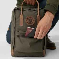 Fjallraven Sac à Dos Fjällräven Kånken No. 2 Laptop 15 Inch Terracotta Brown 18 Fjallraven Sac à Dos Fjällräven Kånken No. 2 Laptop 15 Inch Terracotta Brown -Fjallraven Kanken No 2 Laptop 15 23569 633 K DETAIL FJR