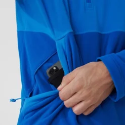 Pull Fjallraven Men Vardag Lite Fleece Alpine Blue-UN Blue 17 Pull Fjallraven Men Vardag Lite Fleece Alpine Blue-UN Blue -Fjallraven Vardag Lite Fleece M 87055 625 622 G DETAIL FJR