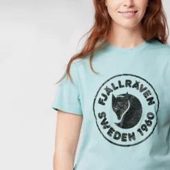 T-Shirt Fjallraven Woman Kånken Art Logo Tee Kantarell 12 T-Shirt Fjallraven Woman Kånken Art Logo Tee Kantarell -Fjallraven kanken art logo tee w 87147 501 e model fjr 1